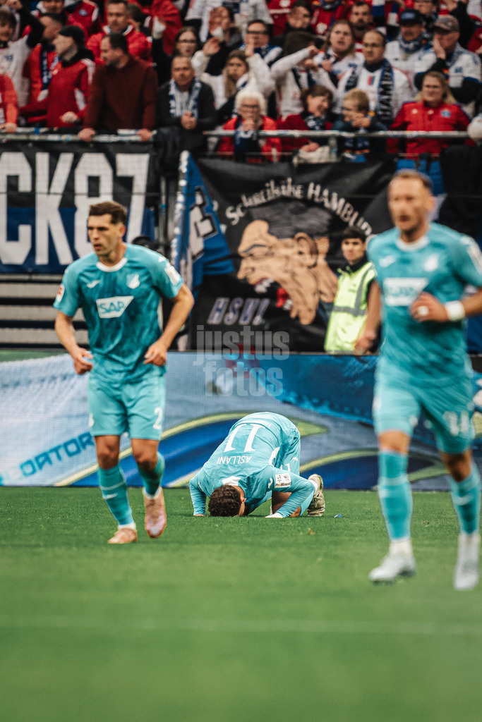 Fußball | Männer | Saison 2025/2026 | 1. Fußball-Bundesliga | 31. Spieltag | Hamburger SV vs. TSG Hoffenheim | 25.04.2026 | Torjubel Fisnik Asllani (#11, TSG Hoffenheim)