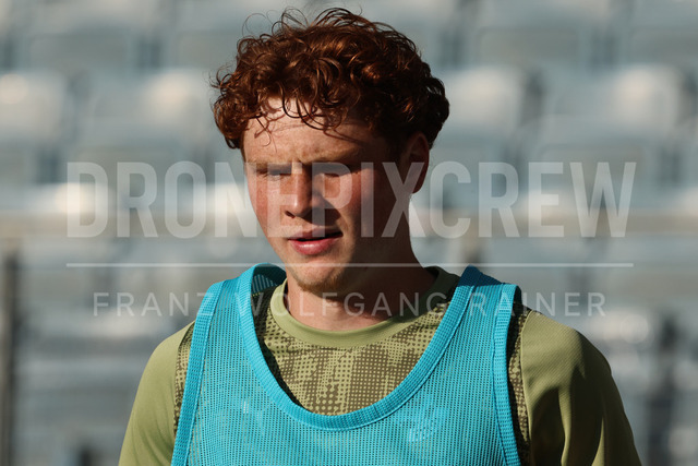 Grazer AK 1902 vs WSG Tirol – Austrian Bundesliga | Graz, Austria, 02.MAY.26 - SOCCER - ADMIRAL Bundesliga, Qualification Group, Grazer AK 1902 vs WSG Tirol. The image shows Christian Huetz (WSG Tirol).