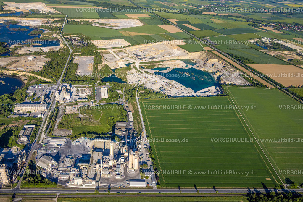 Erwitte250509650PortlandZementwerk | Luftbild, Erwitte, Portland Zement, Kalkabbau, Nordrhein-Westfalen, Deutschland