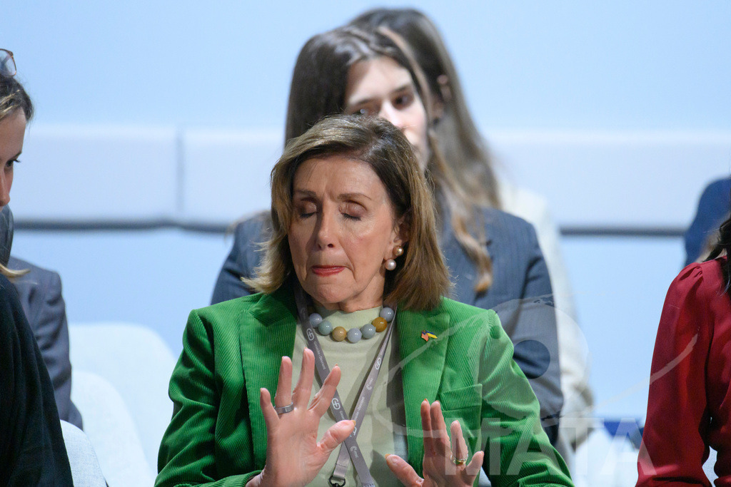 _DWA0312 | Nancy Pelosi auf der Veranstaltung Girls Just Want to Have Fundamental Rights: Fighting the Global Pushback im Rahmen der Münchner Sicherheitskonferenz 2026. München, 14.02.2026 Bayern Deutschland - Realisiert mit Pictrs.com