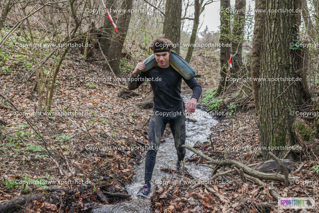 BR8A6910 | Celtic Warrior Dirth Run #celticwarriordirtrun #ocr #kidsrace #celtinis #sprint #wallhalla #dirtrun #donnerskirchen#celticwarriordirtruniscoming #celticwarrior #allout #battle #endurance #ultra #celticwarriorultra #yourpictrs #sportshot_your_pictrs