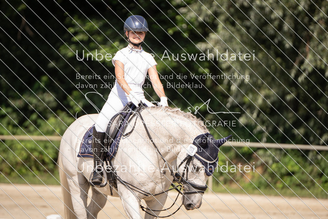 SD_Verl_06107 | saradresslerfotografie - Realisiert mit Pictrs.com