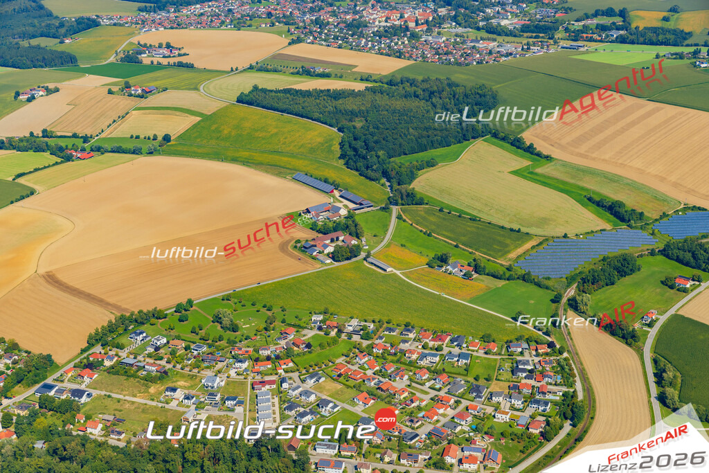 Schöne Luftaufnahme Bad Höhenstadt Fürstenzell - Die Luftaufnahme wurde 2025 vom Flugzeug heraus erstellt ( keine Drohne ) - Hochauflösende Luftaufnahme - für professionelle Ausdrucke geeignet. Die Geschenkidee !Mit Lizenz und Bildrechte bestellbar
