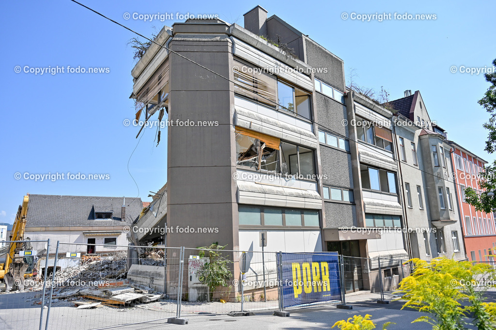 Linz_ Abbruchhaus Aubergstrasse_ 17.08.2023-2 | 17.08.2023, Linz, AUT, Aubergstrasse, Abbruchhaus, im Bild Linz, Abbruchhaus Aubergstrasse, Baustelle, Absperrung, gesperrt, Einsturzgefahr