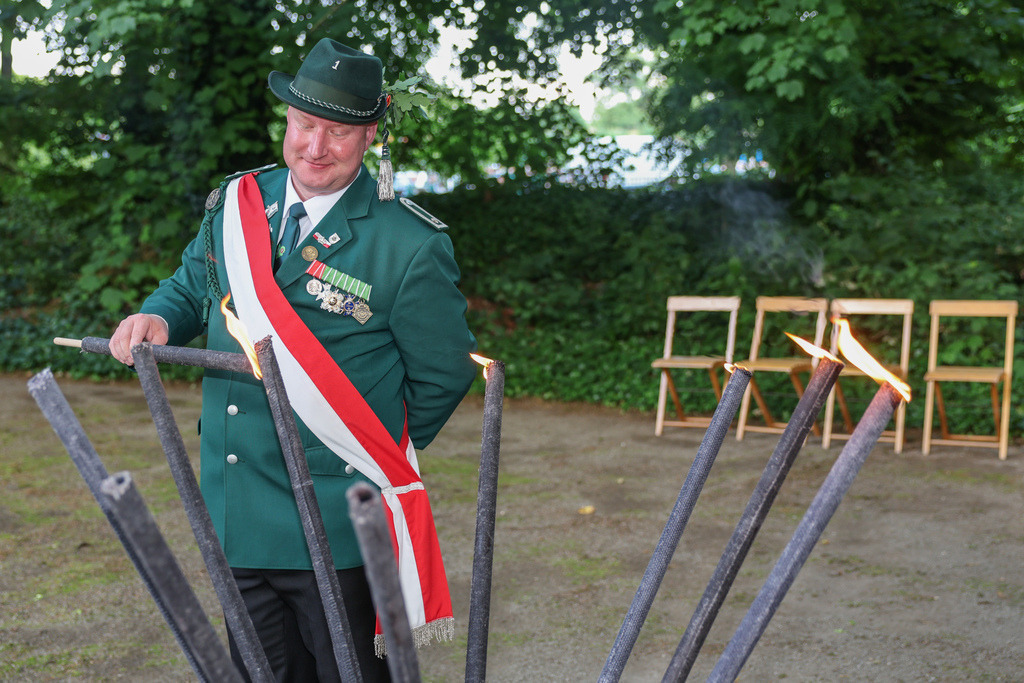 top-top.de-250530-084 | Foto, Video, Fotografie, Videografie, Fotobox, DJ, Discjockey, Musik, Musikbox, Veranstaltung, Photobooth, Amazon, Ebay, Buchtipp, Bestseller, Autor, Verlag, Buch, Wesel, Hamminkeln, NRW, Dinslaken, Rees, Drohne, Hochzeit, Party, Fotobox, Wesel, Fotograf