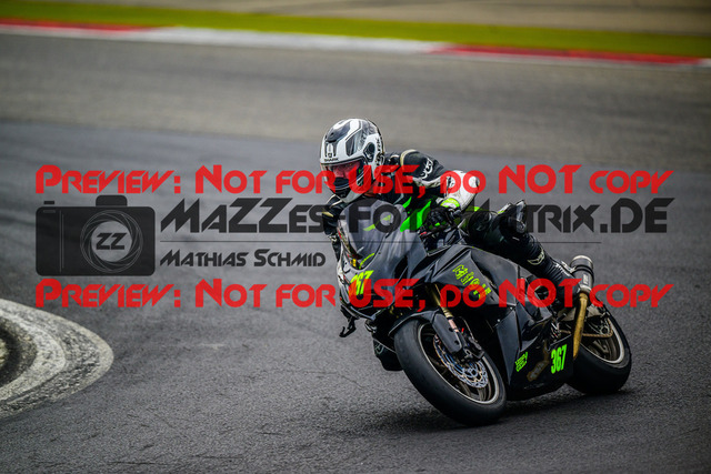 MaZZes_FotoMatrix_240717_6007705_3237 | GELB