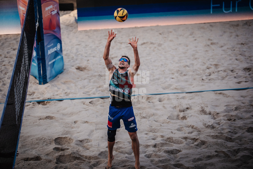Beachvolleyball | Männer | Deutsche Meisterschaften 2025 Timmendorfer Strand | 04.09.2025 | Zuspiel von David Poniewaz