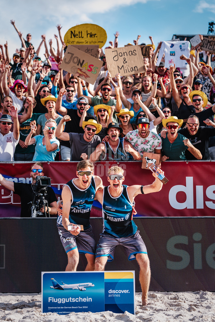 Beachvolleyball | Männer | Allianz German Beach Tour 2024 | Tourstop Heidelberg | 07.07.2024 | v.l. Milan Sievers und Jonas Reinhardt gewinnen den Tourstop in Heidelberg