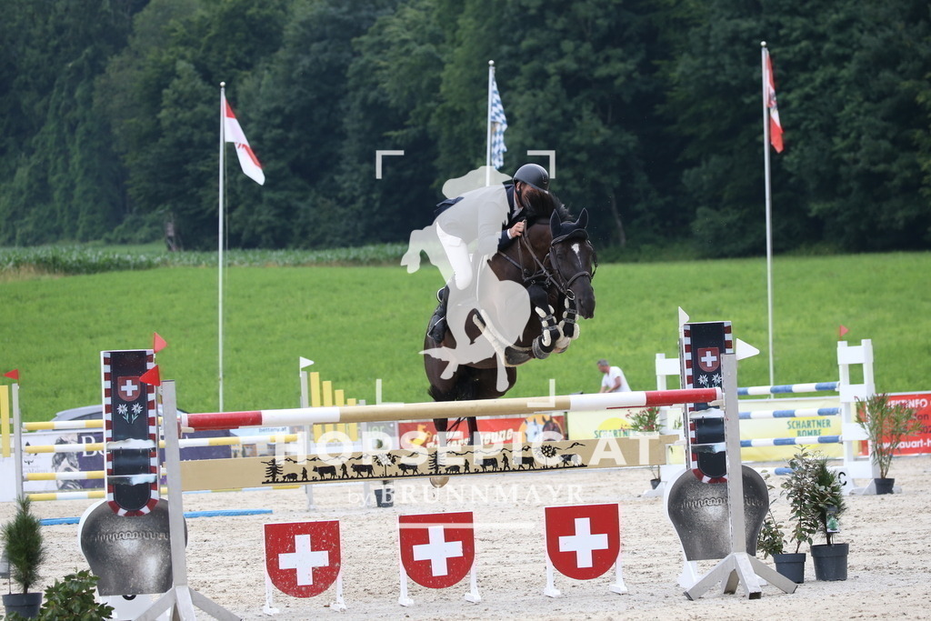 DL2Q2867 | Willkommen bei Brunnmayr - Design & Fotografie – Ihrem Spezialisten für Reitturniere und Pferdeveranstaltungen in Oberösterreich, Salzburg und Bayern! Seit über 17 Jahren sind wir leidenschaftlich dabei.