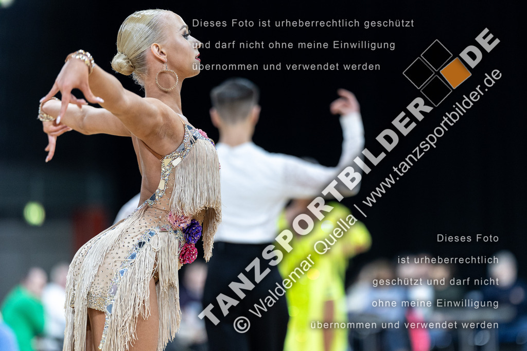 20240309-10402 | Hier finden Sie Tanz Bilder vom Latein und Standard Formationen tanzen. Sportbilder vom Tanzsport. Schöne Fotos und von Weltmeisterschaft, Europameisterschaft, Bundesliga, Regionalliga, Oberliga und Landesliga sowie von GOC Stuttgart, DanceComp, WM Bremen