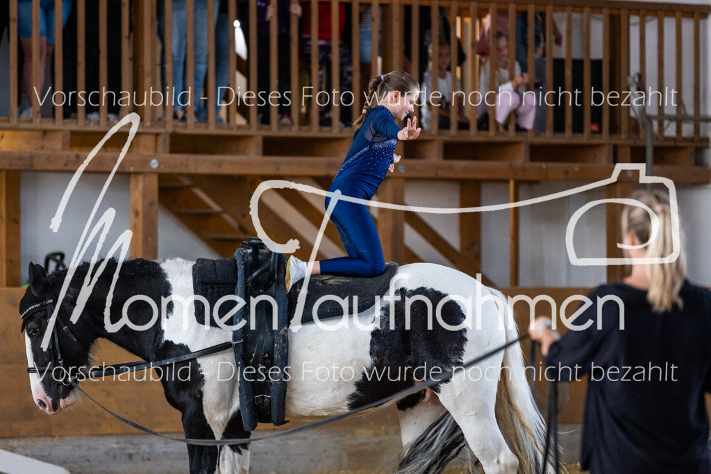 SS-Maxi-043 | MomenTaufnahmen Pferdesportfotos