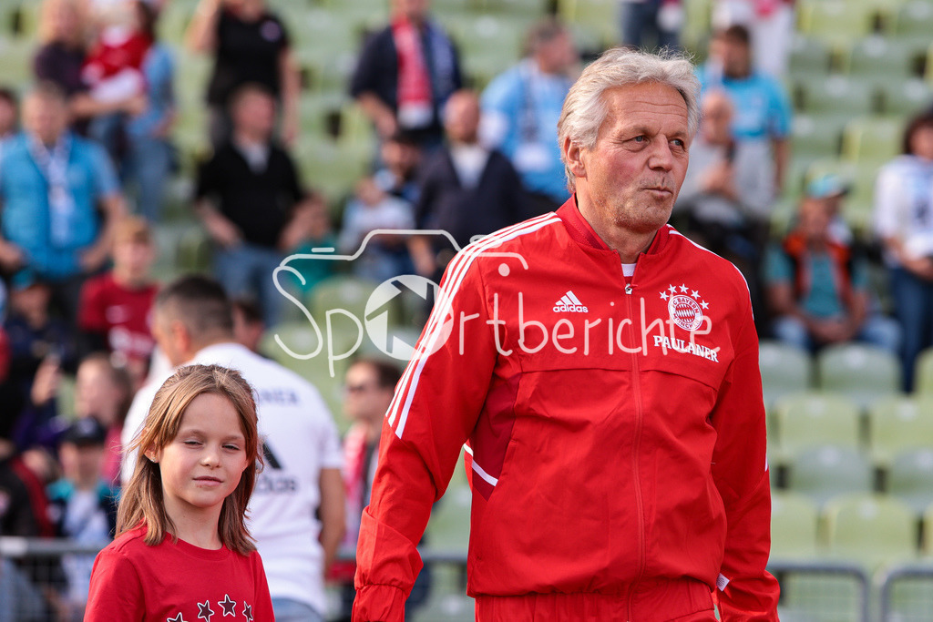 FC Bayern Muenchen - TSV 1860 Muenchen | Marcel Witeczek (FCB #11) in Aktion