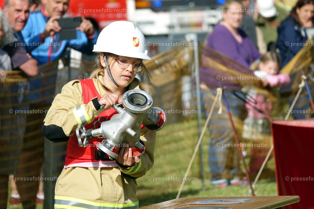 news-2022-Juli09-FF-Nassleistungsbewerb-Hoefen-Sony-DSD02351 | Info aus dem Bezirk Reutte/Ausserfern Tirol sowie eine umfangreiche Bilddatenbank über die gesamte Region: Lechtal, Talkessel Reutte, Tannheimertal, Zwischentoren. Lech, Plansee, Zugspitze, Grenztunnel, B179, Fernpassstraße, Verkehr, Lawinen, Tradition, - Realisiert mit Pictrs.com
