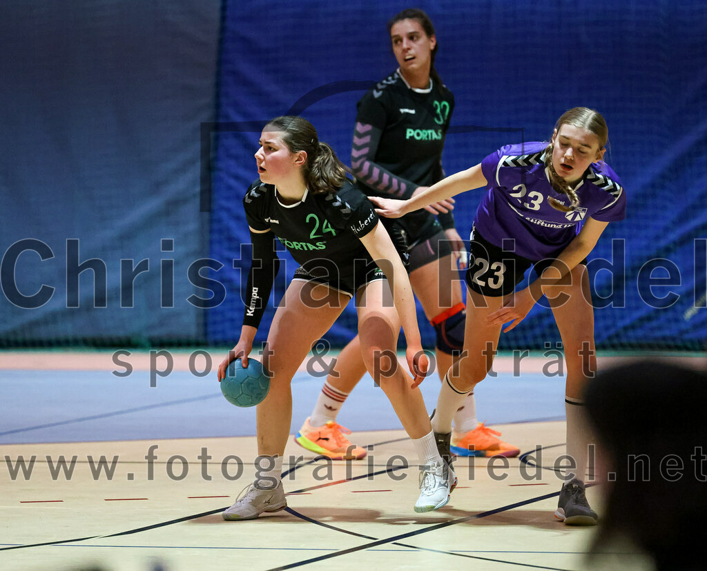 2023-02-25_064_SpVgg_Altenerding_III_gegen_TSV_Wartenberg_II | Erding, Deutschland, 25.02.2023:
Handball, Bezirksklasse Frauen Staffel Mitte 2022 / 2023, 13. Spieltag, SpVgg Altenerding III gegen TSV Wartenberg II, Endergebnis: 23:26

Foto: Christian Riedel / fotografie-riedel.net