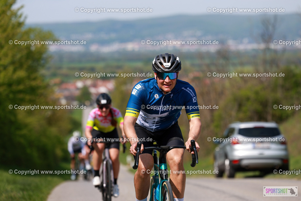 240_AR6_9480 | Neusiedlersee Radmarathon 2026@sportshot_your_pictrs #yourpictures#roadtowm2029 #nrm #neusiedlerseeradmarathon #neusiedlersee #neusiedlerseetourismus #burgenland #mörbisch #nrm26 #burgenlandtourismus #voglundco #poweredbyburgenlandtourismus #radsport #rad #marathon #ucigranfondo #visitburgenland #ucigranfondoworldseries