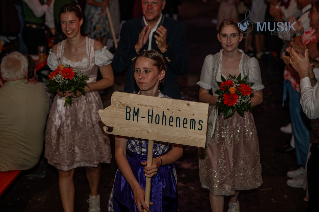 DSC_6074 | "Fussifoto.com – Ihr Ansprechpartner für hochwertige Fotografie! Entdecken Sie kreative Bilder und professionelle Dienstleistungen. Kontaktieren Sie uns für Ihre Projekte!"