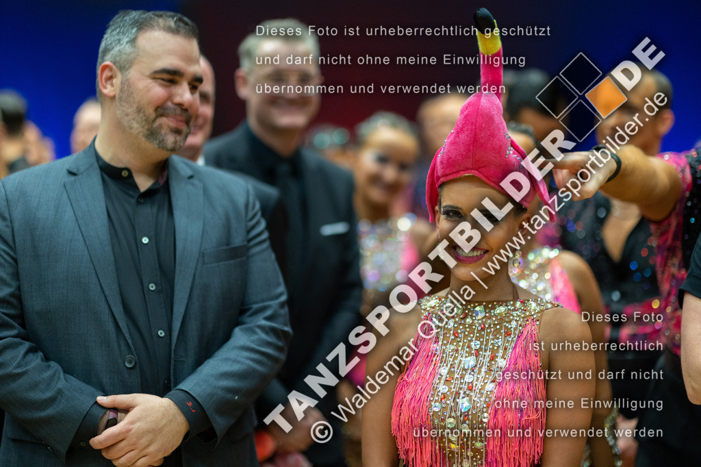 20230114-14679 | Hier finden Sie Tanz Bilder vom Latein und Standard Formationen tanzen. Sportbilder vom Tanzsport. Schöne Fotos und von Weltmeisterschaft, Europameisterschaft, Bundesliga, Regionalliga, Oberliga und Landesliga sowie von GOC Stuttgart, DanceComp, WM Bremen