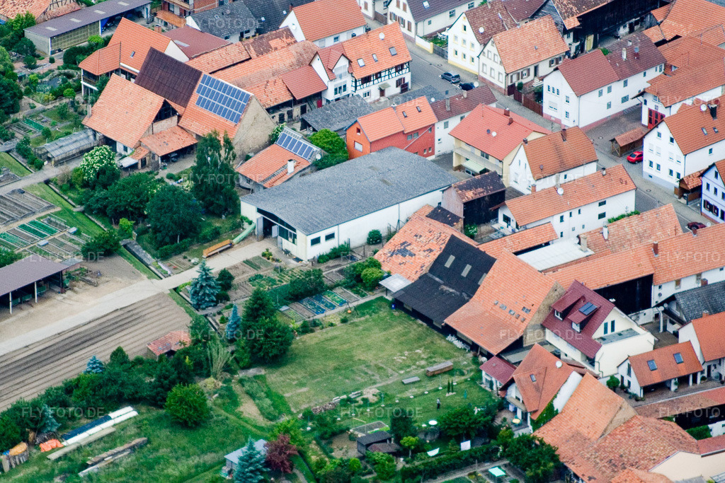 Luftbild: Hauptstr in Erlenbach bei Kandel im Bundesland Rheinland-Pfalz in Deutschland. Foto: IMG_11006.jpg vom 24.05.2008 durch Werner Riehm/FLY-FOTO.de