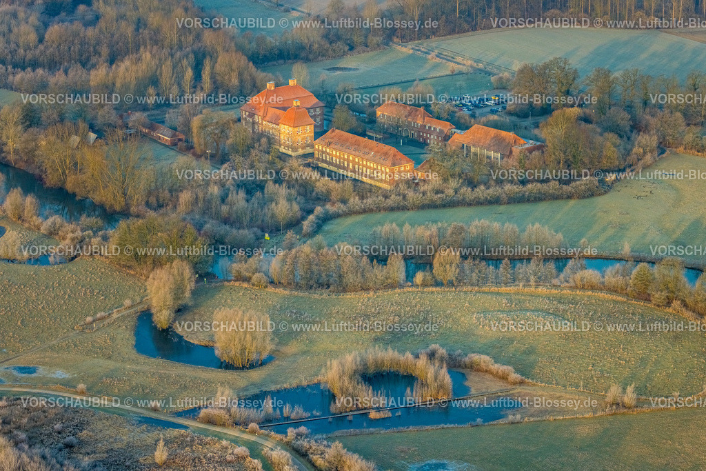 Hamm250200089Uentrop | Luftbild, Schloss Oberwerries Wasserschloss in den Lippeauen, Bildungsstätte und Begegnungsstätte, Stadtbezirk Heessen, Hamm, Ruhrgebiet, Nordrhein-Westfalen, Deutschland