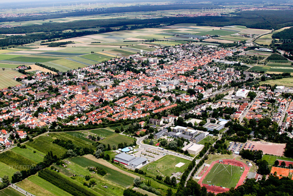 Luftbild: Stadtansicht von Kandel in Kandel im Bundesland Rheinland-Pfalz in Deutschland. Foto: IMG_19040.jpg vom 20.06.2009 durch Werner Riehm/FLY-FOTO.de