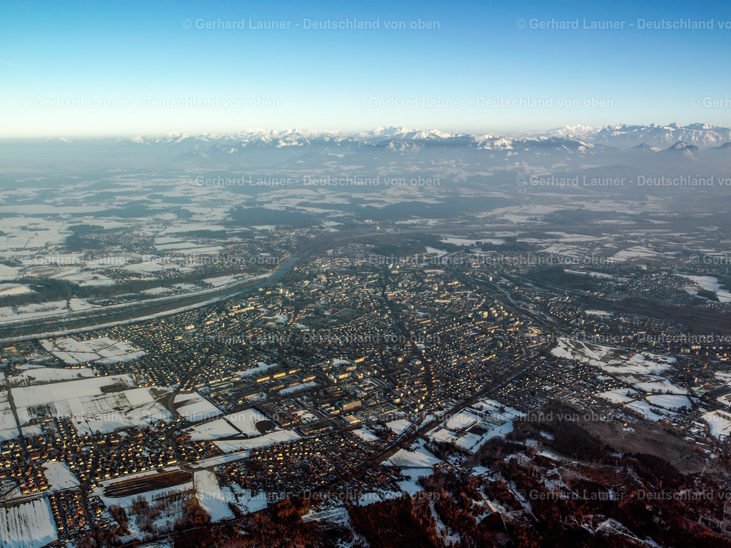 26B0276 | Blick über Rosenheim von Norden in Richtung Süden