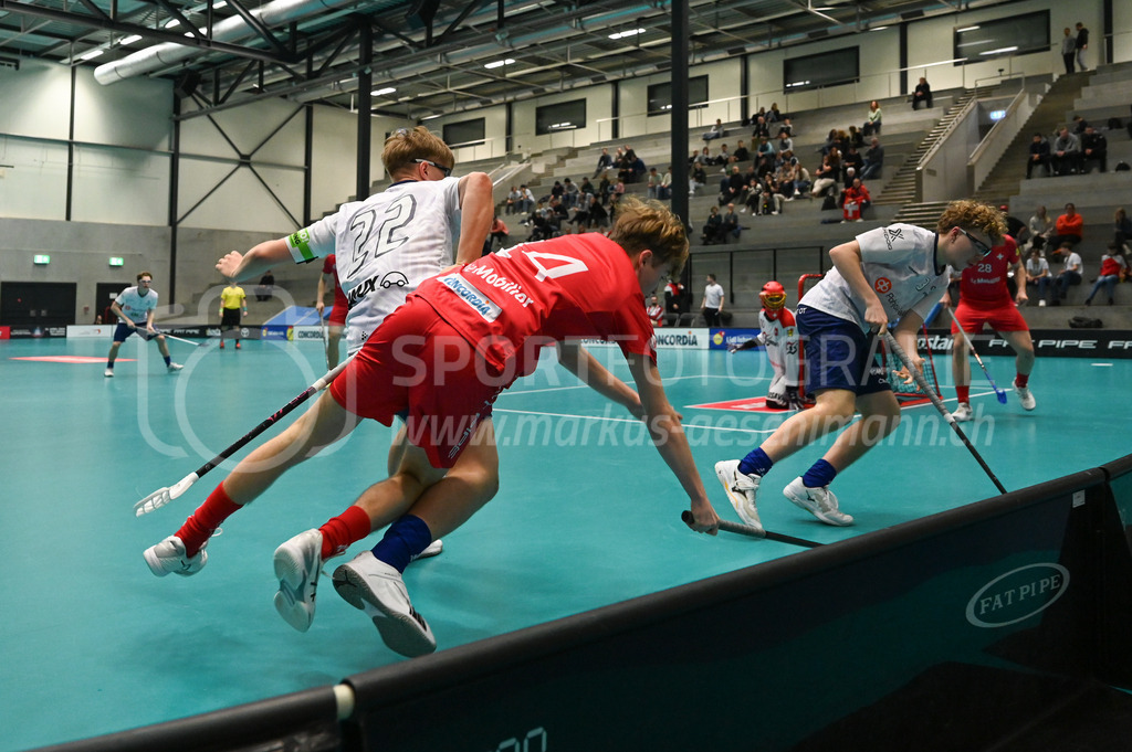 Switzerland B U19 vs Finland U19 - 2. February 2024 | Switzerland B U19 vs Finland U19
U19 Men International Matches in Switzerland
GoEasy Arena, Siggenthal Station
Finland forward #22 Ville Heiska tackles Switzerland forward #14 Tizian Niklés.
Credit: Markus Aeschimann | <a href="https://www.markus-aeschimann.ch">Sportfotografie Markus Aeschimann</a> | <a href="https://www.instagram.com/sportfotografie.aeschimann">@sportfotografie.aeschimann</a> - Realisiert mit Pictrs.com