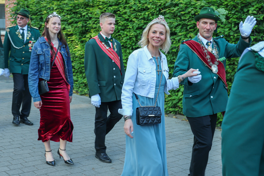 top-top.de-250530-078 | Foto, Video, Fotografie, Videografie, Fotobox, DJ, Discjockey, Musik, Musikbox, Veranstaltung, Photobooth, Amazon, Ebay, Buchtipp, Bestseller, Autor, Verlag, Buch, Wesel, Hamminkeln, NRW, Dinslaken, Rees, Drohne, Hochzeit, Party, Fotobox, Wesel, Fotograf