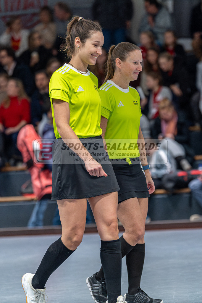 SM_2025-01-18_wD5_-16 | 1.Bundesliga Hallenhockey  VF (W) DCadA - MSC / 7:4 (2:2)