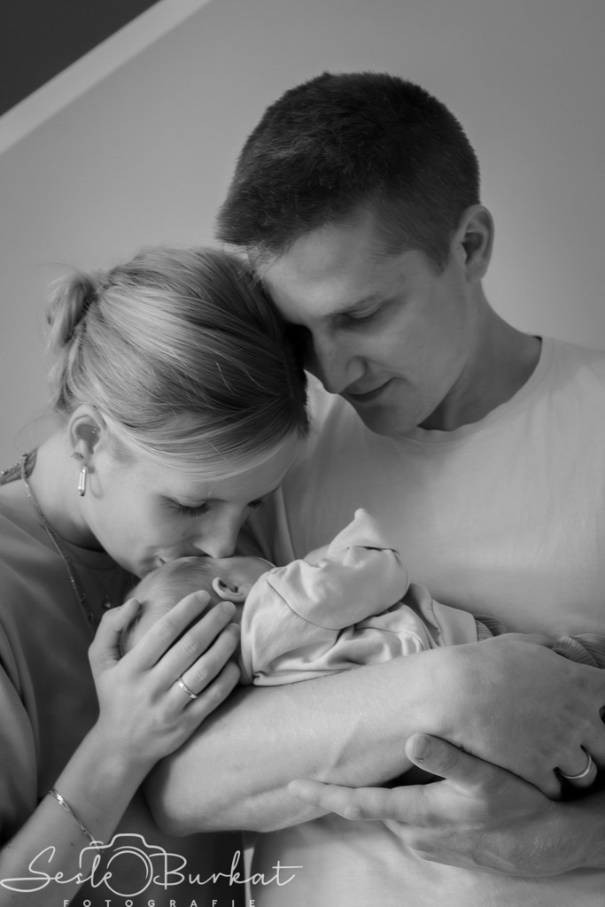 20250910-IMG_8228 | Authentische, natürliche und emotionale Fotoshootings auf der Nordseeinsel Föhr. Als Fotografin halte ich deine schönsten Momente in einzigartigen Neugeborenen-, Familien-, Paar- und Einzelshootings fest. Jetzt einen Termin vereinbaren!