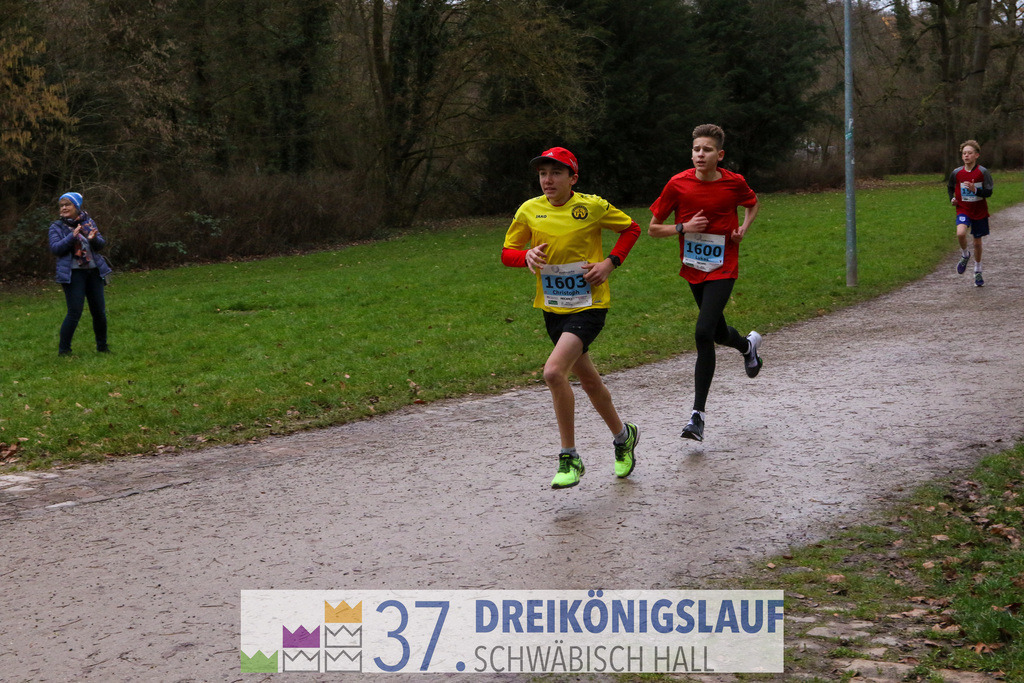 Stadtwerke Jugendlauf 1700m | 3 Koenigslauf 2023 - Realisiert mit Pictrs.com