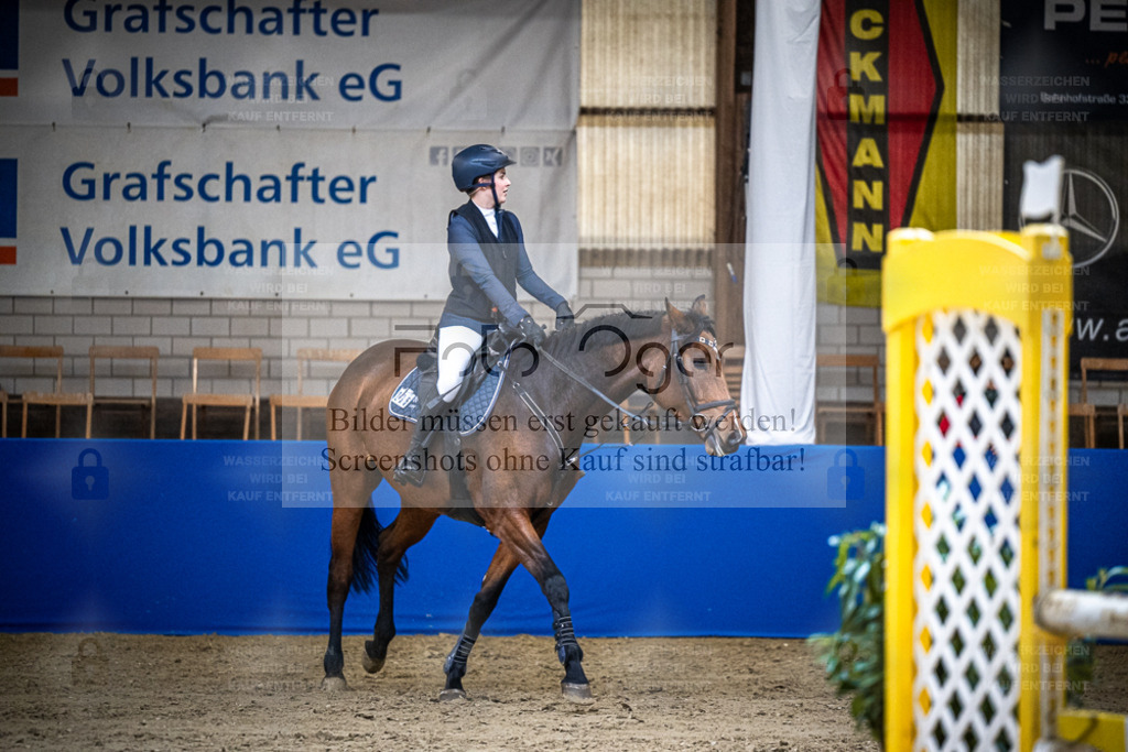 DOS_2611 | Entdecke hochwertige Reitturnierfotos von Foto Oger. Professionell, emotional und authentisch – jetzt Lieblingsmomente im Shop bestellen. - Realisiert mit Pictrs.com