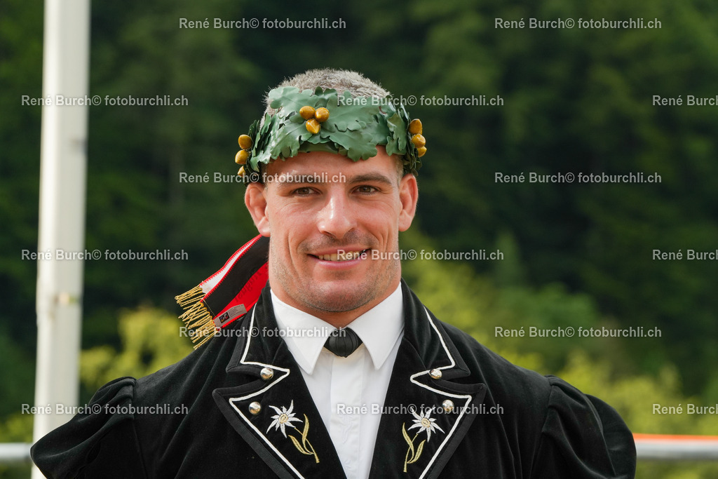 RB_03547 | René Burch leidenschaftlicher Fotograf aus Kerns in Obwalden.  Hier finden sie Sport, Landschaft und Natur Fotografie.
 - Realisiert mit Pictrs.com