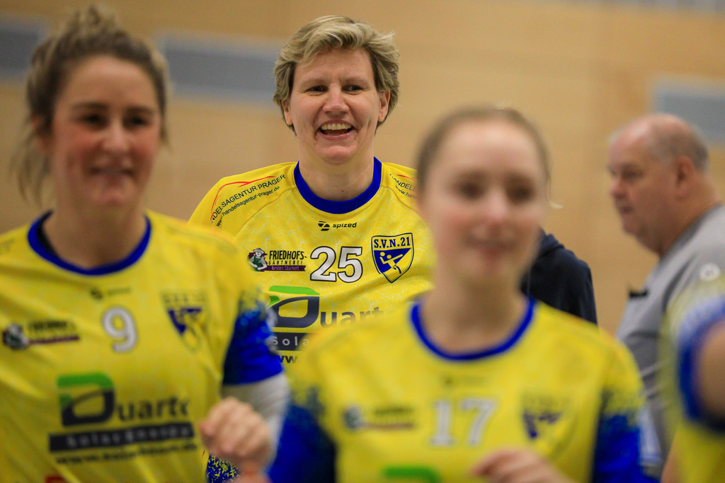 TvBorkenIII_SVN_161125_020 | Bildergalerie von Sport-Ereignissen aber auch von weiteren spannenden Dingen - nicht nur vom Niederrhein. In Anlehnung an den bekannten Spruch von Hanns Dieter Hüsch heißt das Motto: "Niederrhein ist überall".  - Realisiert mit Pictrs.com