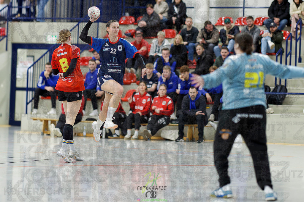 Frauen Regionalliga (HHV); HSG Wettenberg - TV Hüttenberg | Frauen Regionalliga (HHV); HSG Wettenberg - TV Hüttenberg am 06.12.2025 in Launsbach (Wettenberg) (Halle GS Launsbach (Wettenberg))Photo © 2025 - Jörg Heinrich - Realisiert mit Pictrs.com