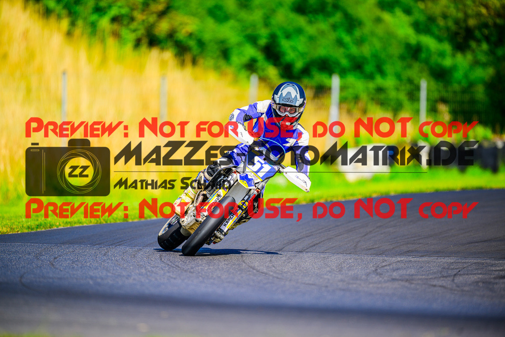 MaZZes_FotoMatrix_240714_6007705_9577 | S3