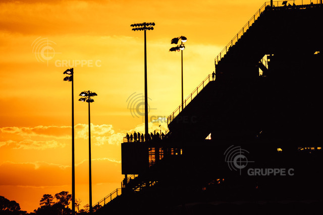 24hDay26_012317442450441SVS_SVS | Rolex 24 at Daytona 2026 - Foto: Gruppe C Photography - Realisiert mit Pictrs.com