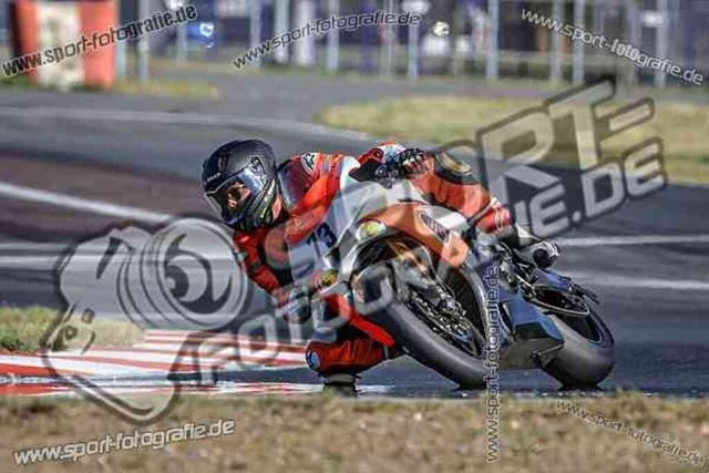 pubi6145 | Professionelle Fotos von Sportveranstaltungen, aber auch Hochzeiten und anderen Events. - Realisiert mit Pictrs.com