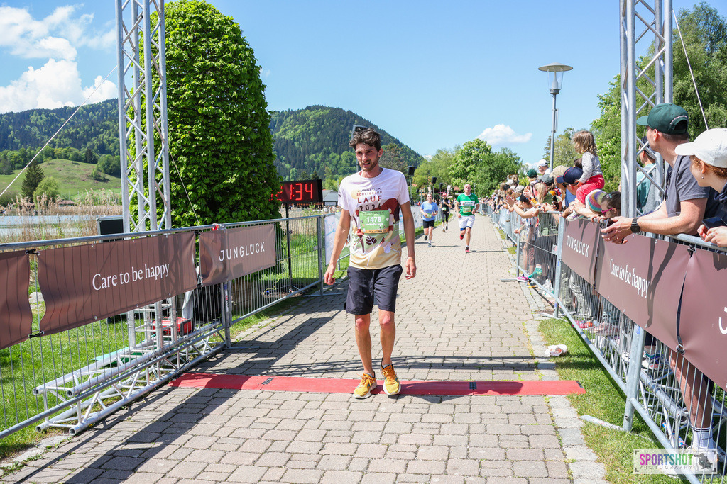 2U6A5598 | Schliersee Lauf 2026 #flowmotion #schlierseelauf #junglückschlierseelauf #schliersee #halbmarathon @junglueck #sportshot_your_pictrs #yourpictrs #canondeutschland #canonsportphotography