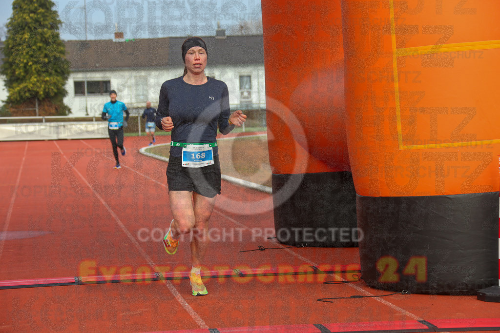 230129_1107_EX1_4323 | Sportfotografie im Rhein-Sieg Kreis, Köln, Bonn, NRW, Rheinland Pfalz, Hessen, etc. Unser Tätigkeitsfeld umfasst den Laufsport vom Volkslauf über den Marathon, Duathlon, Triathon bis zum Ultralauf wie Kölnpfad Ultra oder Schindertrail.