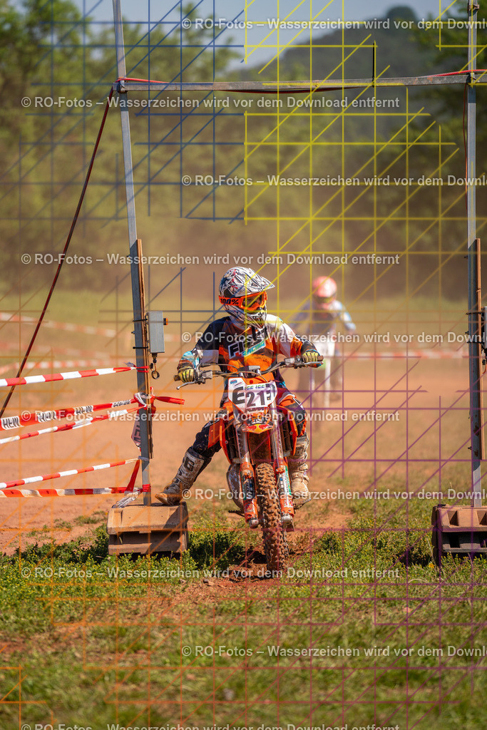 Wolfshausen 1 Lauf -959 | Sportfotografie von RO-Fotos: Motorsport, Motocross, Enduro, Laufveranstaltungen und Triathlon. Professionelle Fotos von Sportlern und Events. - Realisiert mit Pictrs.com