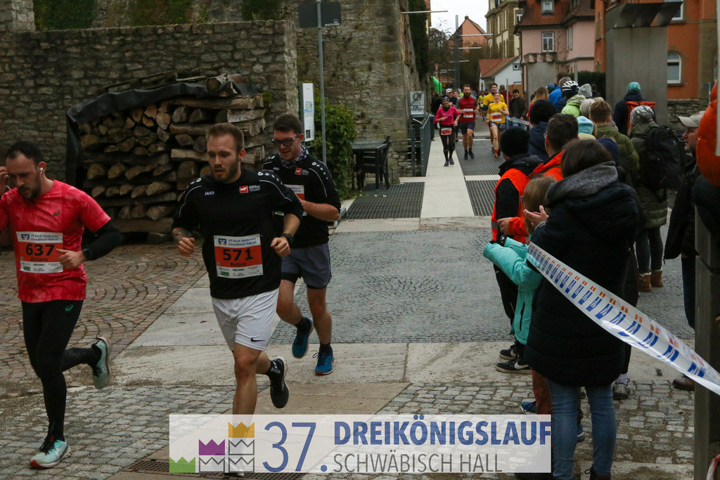 VR Bank Hauptlauf 10000m | 3 Koenigslauf 2023 - Realisiert mit Pictrs.com