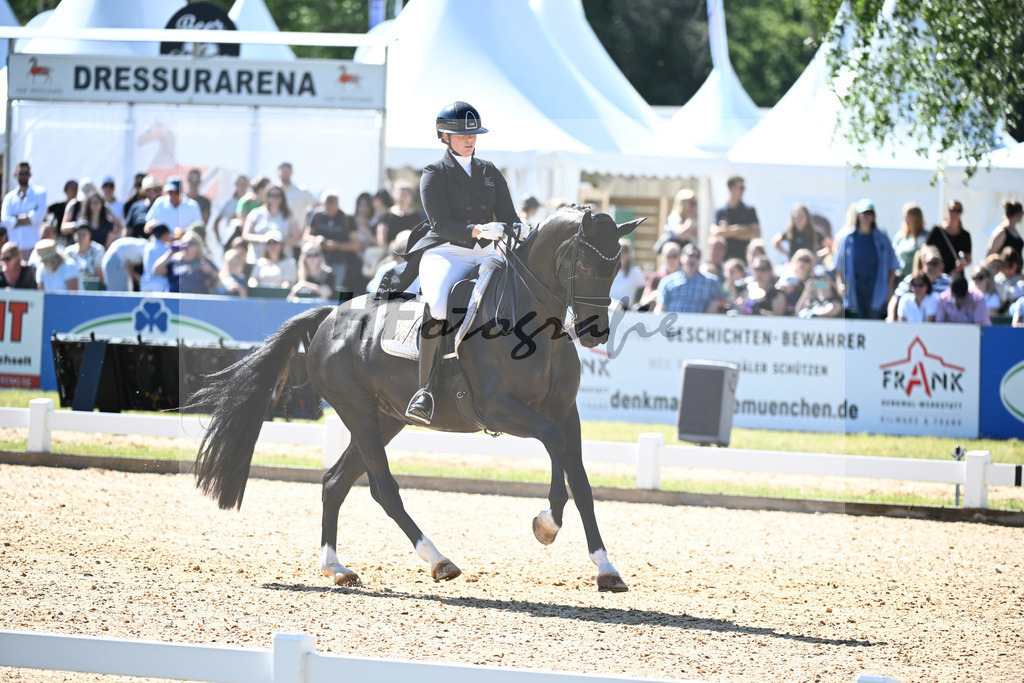 Eger_Tabledance_11253605 | hf-fotografie - Realisiert mit Pictrs.com