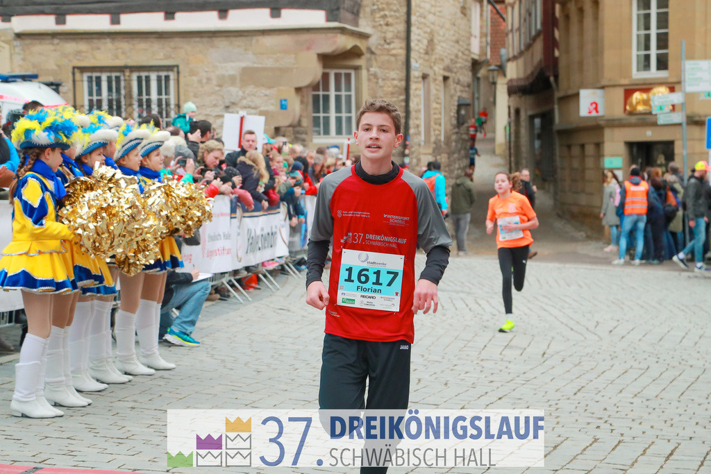 Stadtwerke Jugendlauf 1700m | 3 Koenigslauf 2023 - Realisiert mit Pictrs.com