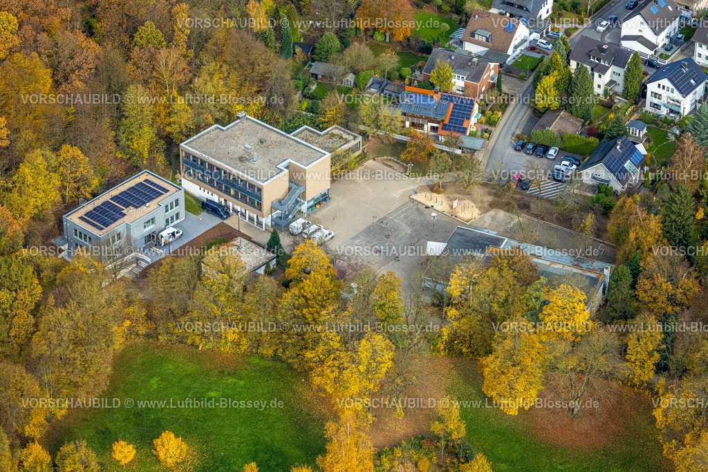 Hagen251101167 | Luftbild, Grundschule Hestert, herbstliche Bäume, Haspe, Hagen, Ruhrgebiet, Nordrhein-Westfalen, Deutschland