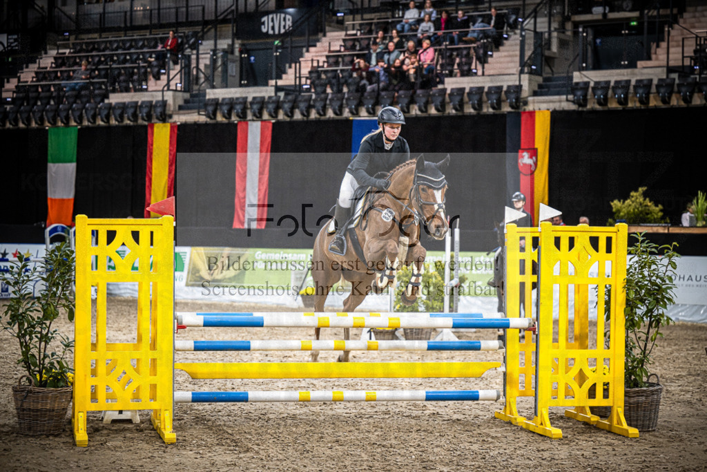 DOS_0121 | Entdecke hochwertige Reitturnierfotos von Foto Oger. Professionell, emotional und authentisch – jetzt Lieblingsmomente im Shop bestellen.Deutschlandweite Turnierfotografie. - Realisiert mit Pictrs.com