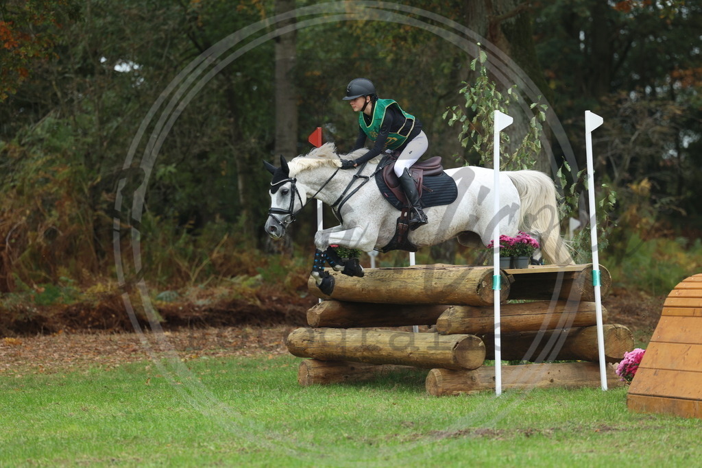 994A3286 | sabrinanicolaifotografie - Realisiert mit Pictrs.com