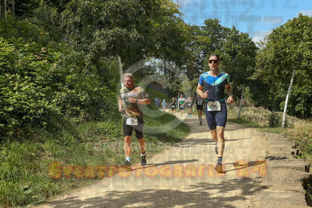 250824_1412_EX1_5330 | Sportfotografie im Rhein-Sieg Kreis, Köln, Bonn, NRW, Rheinland Pfalz, Hessen, etc. Unser Tätigkeitsfeld umfasst den Laufsport vom Volkslauf über den Marathon, Duathlon, Triathon bis zum Ultralauf wie Kölnpfad Ultra oder Schindertrail.