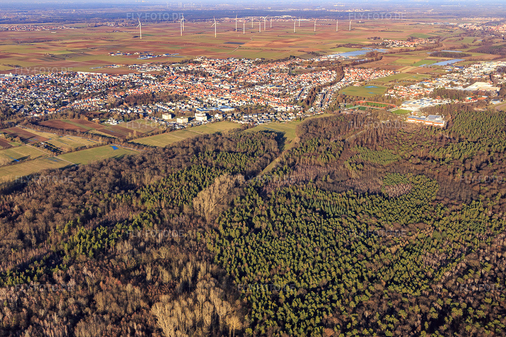Luftbild: Ortsansicht von Südwesten in Herxheim bei Landau im Bundesland Rheinland-Pfalz in Deutschland. Foto: IMG_125639.jpg vom 21.02.2021 durch Werner Riehm/FLY-FOTO.de