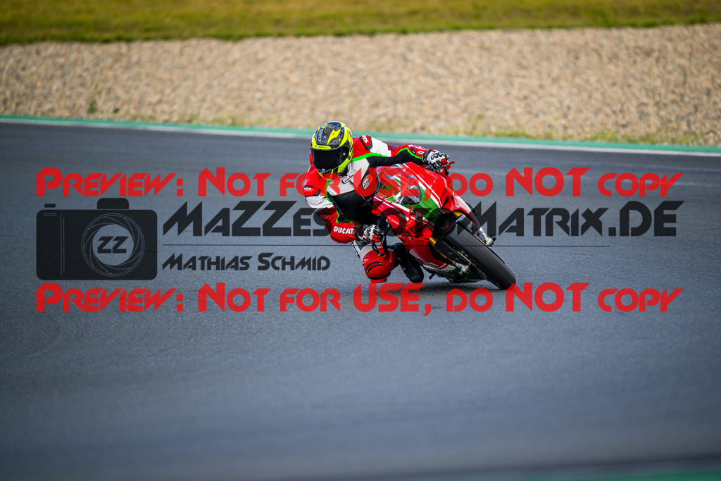 MaZZes_FotoMatrix_240724_6007705_2-243 | ROT