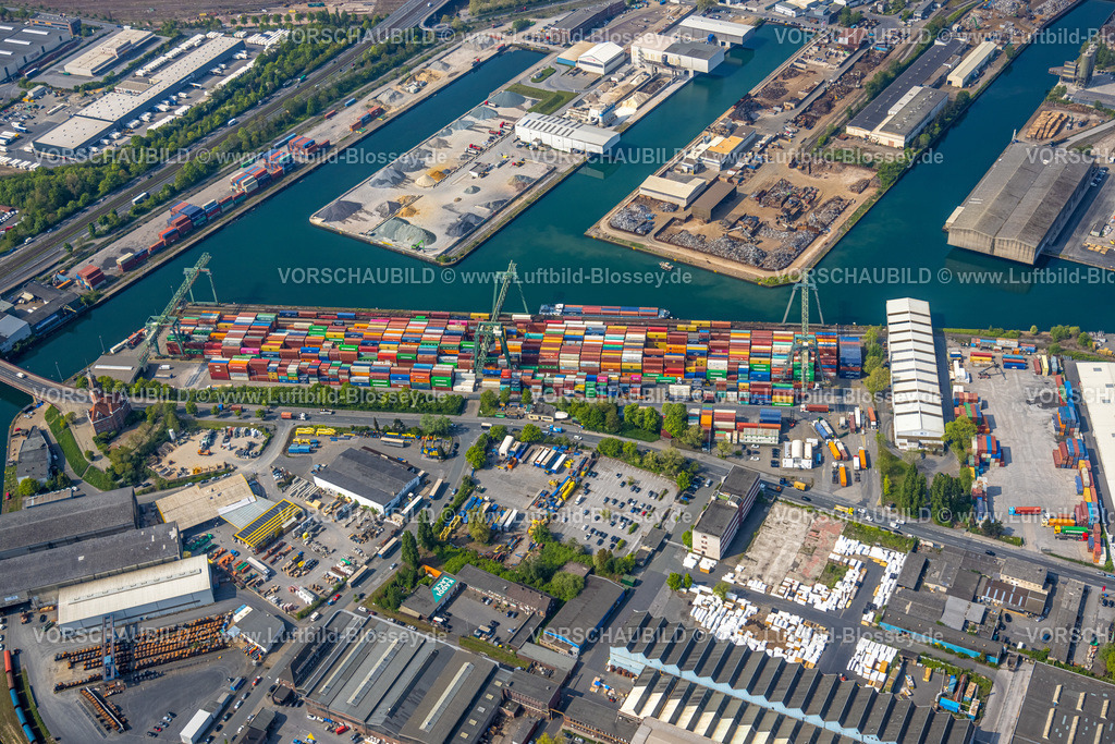 Dortmund220500727DortmunderHafen | Luftbild vom Dortmunder Hafen mit Speicherstraße und Kanalstraße, e-port-dortmund, Dortmund-Ems-Kanal, Containerhafen,  Hafen, Dortmund, Ruhrgebiet, Nordrhein-Westfalen, Deutschland 